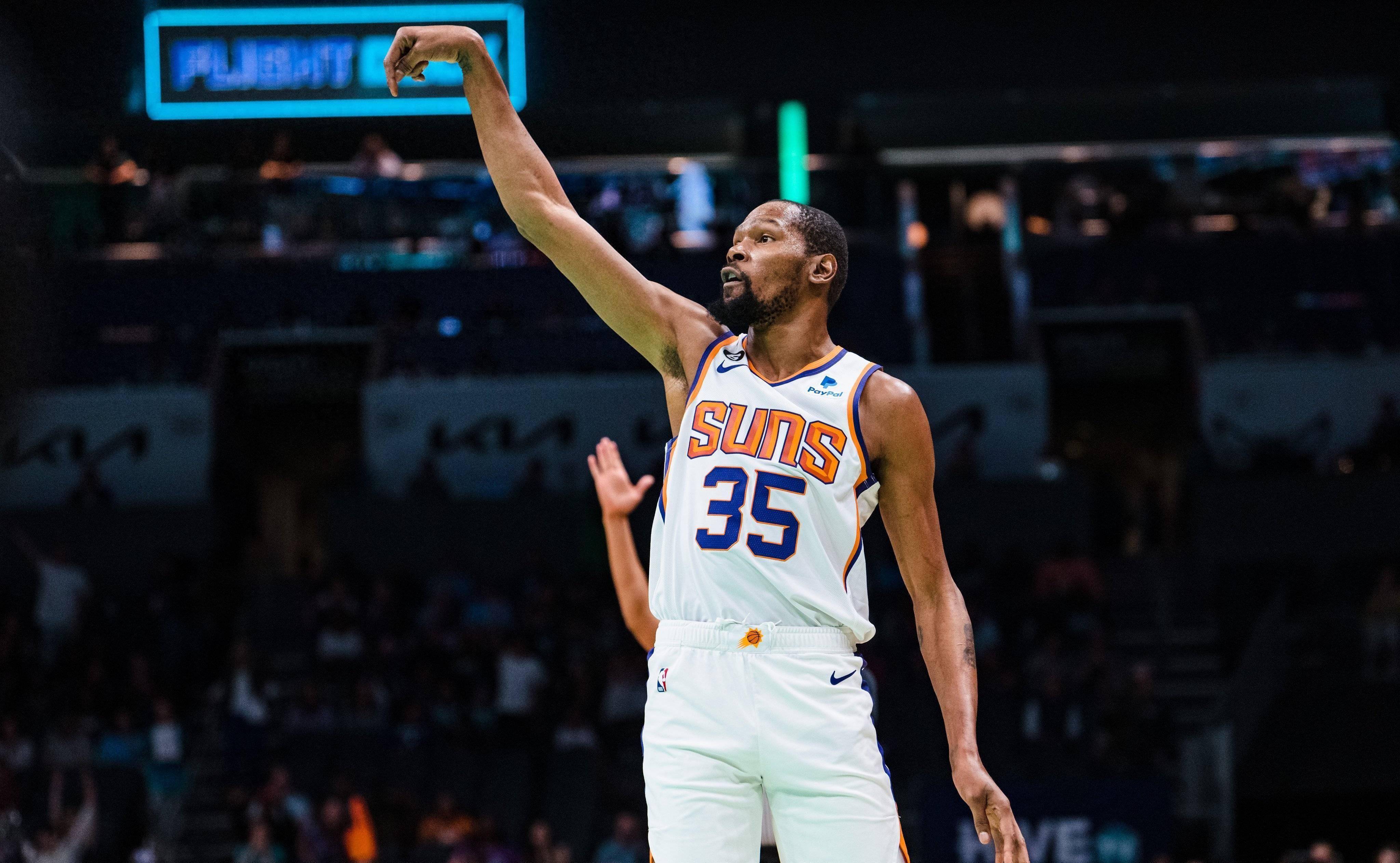 孟菲斯灰熊发布备战花絮;冲刺阶段造点机会;CBA常规赛任务艰巨;轮换策略成焦点的简单介绍 孟菲斯灰熊发布备战花絮;冲刺阶段造点机会;CBA常规赛任务艰巨;轮换策略成焦点的简单介绍