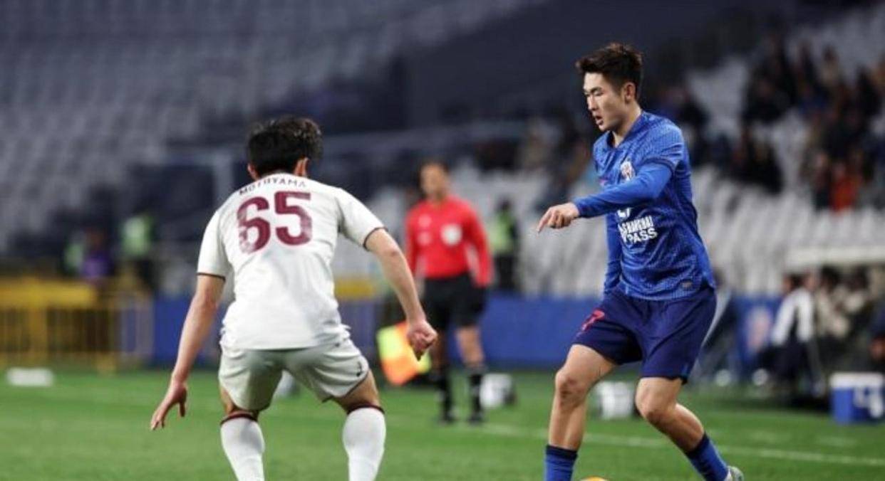 CBA季后赛集结日再迎强敌，上海申花单刀错失，主帅态度——更衣室稳定，高层口径保持一致的简单介绍